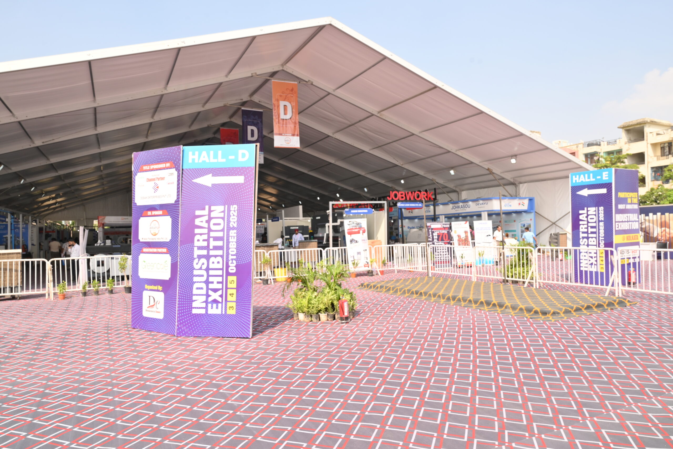 Exhibition Hall D and E entrance outdoor view