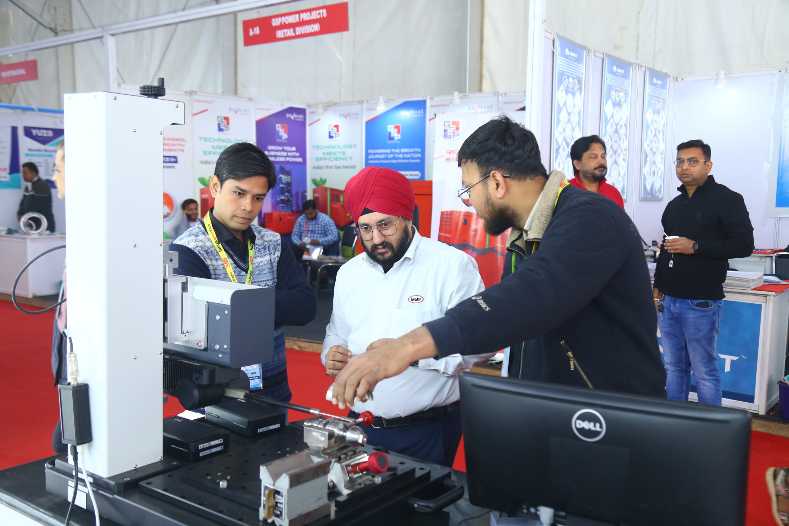 Mahr precision measurement machine demo visitors at stall